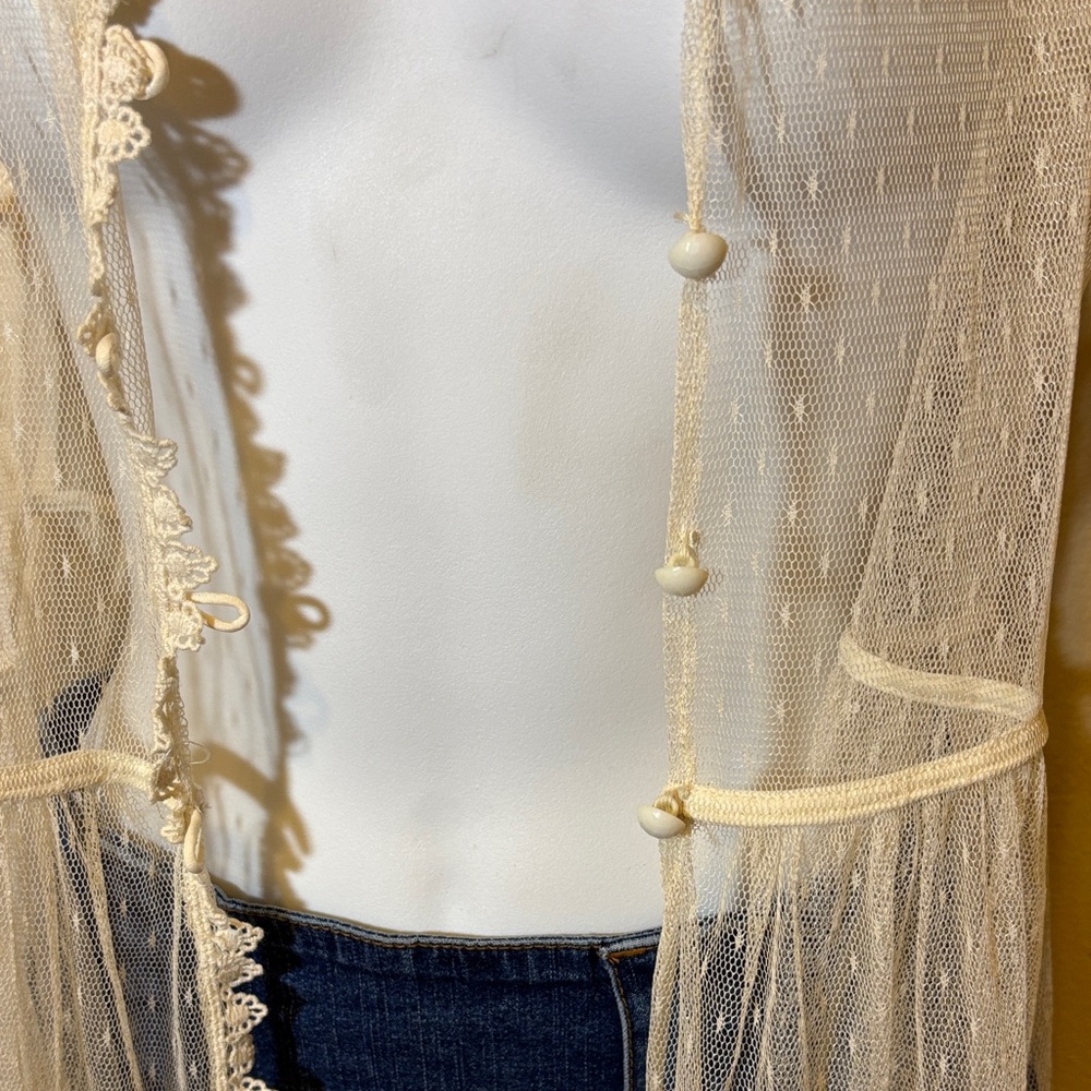 Forever 21 Cream Lace Open-Front Blouse - Picture 5 of 8